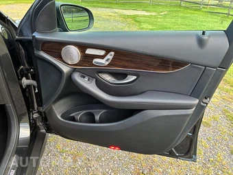 2021 Mercedes-Benz GLC 300 4MATIC - miniatura 21