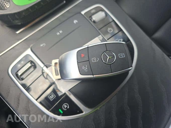 2021 Mercedes-Benz GLC 300 – miniatura 8