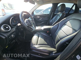 2021 Mercedes-Benz GLC 300 – miniatura 7