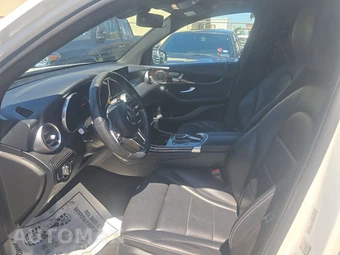 2021 Mercedes-Benz GLC 300 – miniatura 7