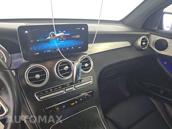 2021 Mercedes-Benz GLC 300 - miniatura 11