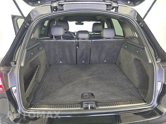 2021 Mercedes-Benz GLC 300 - miniatura 17