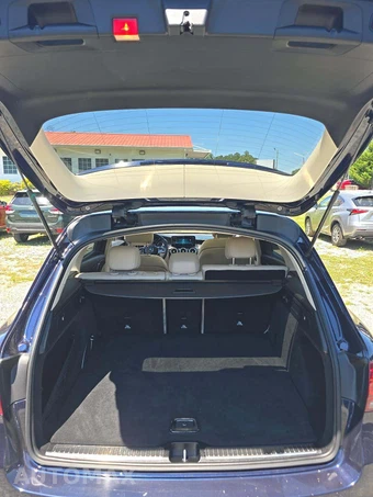 2021 Mercedes-Benz GLC 300 – miniatura 14