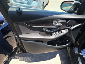 2021 Mercedes-Benz GLC 300 – miniatura 9