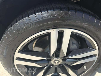 2021 Mercedes-Benz GLC 300 - miniatura 18