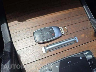 2021 Mercedes-Benz GLE 350 - miniatura 8