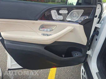 2021 Mercedes-Benz GLS 450 4MATIC - miniatura 9