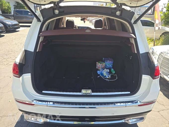 2021 Mercedes-Benz Maybach GLS 600 4MATIC – miniatura 14
