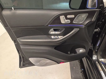 2021 Mercedes-Benz Maybach GLS 600 4MATIC - miniatura 9
