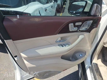 2021 Mercedes-Benz Maybach GLS 600 4MATIC – miniatura 9