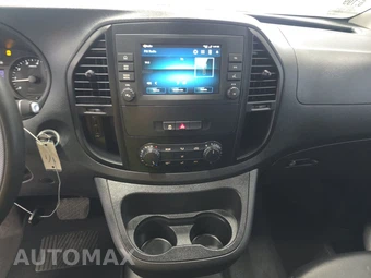 2021 Mercedes-Benz Metris Passenger Van 126.0" WB - miniatura 11