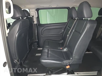 2021 Mercedes-Benz Metris Passenger Van 126.0" WB - miniatura 13