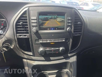 2021 Mercedes-Benz Metris Passenger Van 126.0" WB – miniatura 10