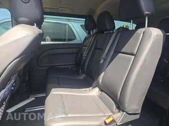 2021 Mercedes-Benz Metris Passenger Van 126.0" WB – miniatura 13