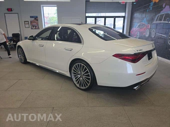 2021 Mercedes-Benz S 580 4MATIC Sedan - miniatura 2