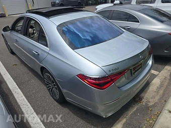 2021 Mercedes-Benz S 580 4MATIC Sedan - miniatura 2