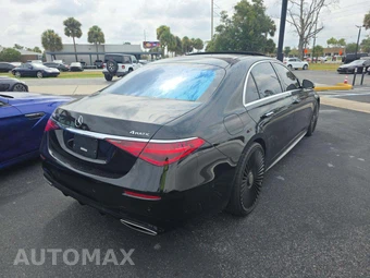 2021 Mercedes-Benz S 580 4MATIC Sedan - miniatura 3