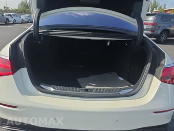 2021 Mercedes-Benz S 580 4MATIC Sedan - miniatura 16