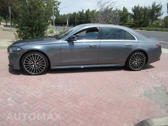 2021 Mercedes-Benz S 580 4MATIC Sedan - miniatura 3