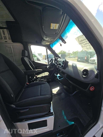 2021 Mercedes-Benz Sprinter 2500 Cargo Van High Roof 170.0" WB - miniatura 18