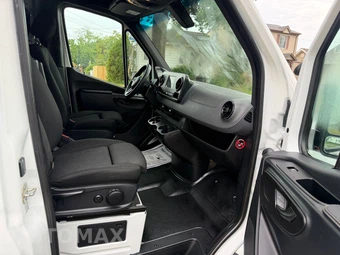 2021 Mercedes-Benz Sprinter 2500 Cargo Van High Roof 170.0" WB - miniatura 12