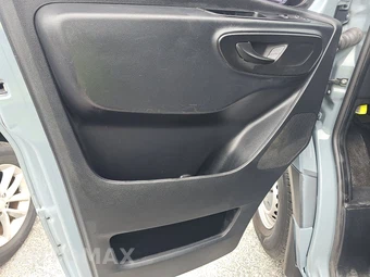 2021 Mercedes-Benz Sprinter 2500 Cargo Van Standard Roof 144.0" WB - miniatura 9