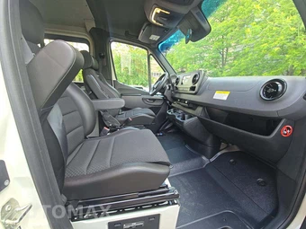 2021 Mercedes-Benz Sprinter 2500 Crew Van Standard Roof 144.0" WB - miniatura 18