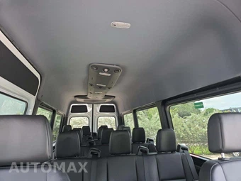 2021 Mercedes-Benz Sprinter 2500 Passenger Van High Roof 170.0" WB - miniatura 11