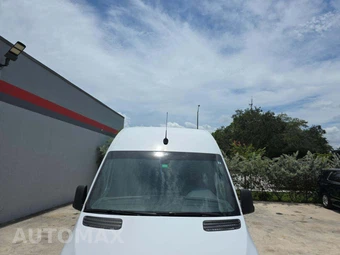 2021 Mercedes-Benz Sprinter 2500 Passenger Van High Roof 170.0" WB - miniatura 12