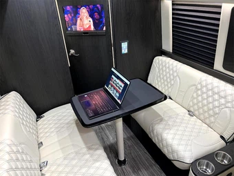 2021 Mercedes-Benz Sprinter 3500XD Cargo Van DRW High Roof 170.0" WB - miniatura 16
