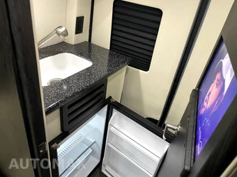 2021 Mercedes-Benz Sprinter 3500XD Cargo Van DRW High Roof 170.0" WB - miniatura 39
