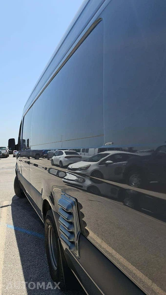 2021 Mercedes-Benz Sprinter 4500 Cargo Van DRW High Roof 170.0" WB - miniatura 28