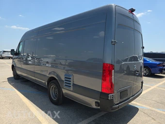 2021 Mercedes-Benz Sprinter 4500 Cargo Van DRW High Roof 170.0" WB - miniatura 6