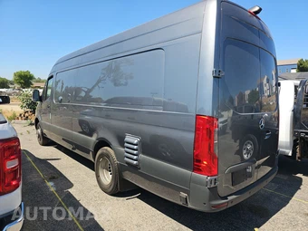 2021 Mercedes-Benz Sprinter 4500 Crew Van DRW High Roof 170.0" WB - miniatura 6