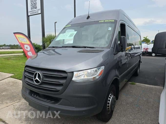 2021 Mercedes-Benz Sprinter 4500 Crew Van DRW High Roof 170.0" WB