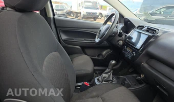 2021 Mitsubishi Mirage ES – miniatura 8