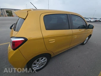 2021 Mitsubishi Mirage ES – miniatura 4
