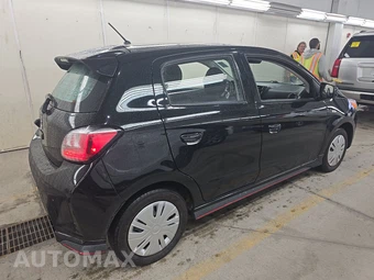 2021 Mitsubishi Mirage ES – miniatura 4