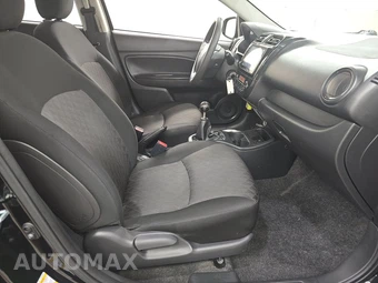 2021 Mitsubishi Mirage ES – miniatura 8