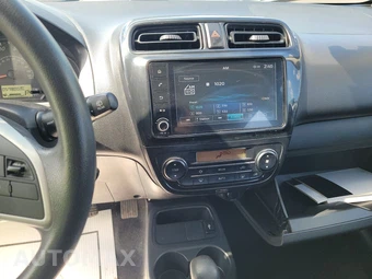2021 Mitsubishi Mirage SE - miniatura 11