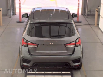 2021 Mitsubishi Outlander Sport 2.0 ES - miniatura 5