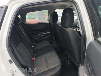 2021 Mitsubishi Outlander Sport 2.0 ES - miniatura 16