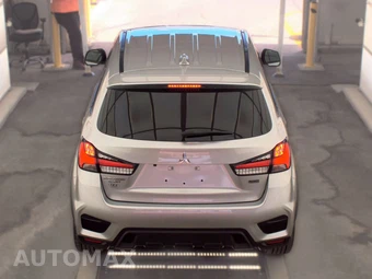 2021 Mitsubishi Outlander Sport 2.0 LE - miniatura 5