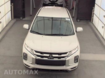 2021 Mitsubishi Outlander Sport 2.0 LE - miniatura 2