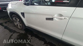 2021 Mitsubishi Outlander Sport 2.0 LE - miniatura 27