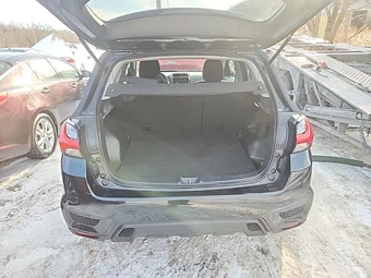 2021 Mitsubishi Outlander Sport 2.0 S - miniatura 4