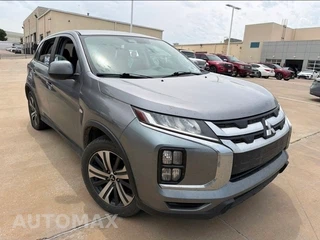 2021 Mitsubishi Outlander Sport - miniatura 3