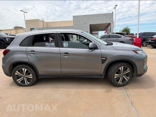 2021 Mitsubishi Outlander Sport - miniatura 4
