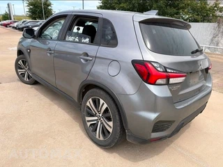 2021 Mitsubishi Outlander Sport - miniatura 7