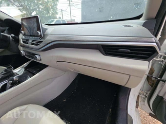 2021 Nissan Altima Platinum – miniatura 16